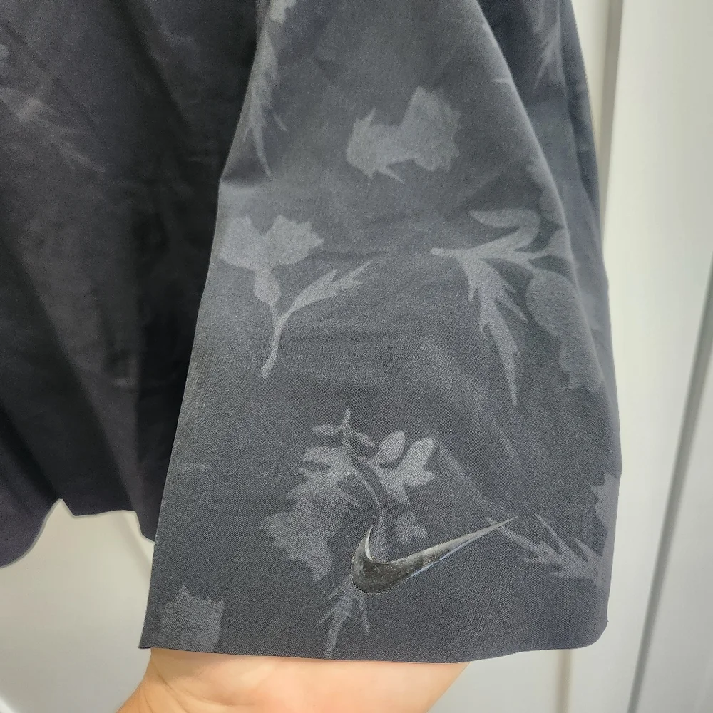 Nike Club Skort Golf Skort Pleated DA3098 Floral Embossed Black T2